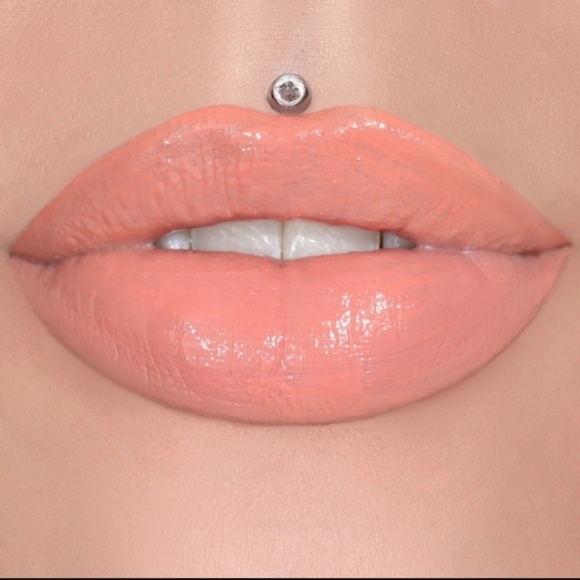 NIB Jeffree Star "Entwined" Supreme Lip Gloss - Picture 1 of 3